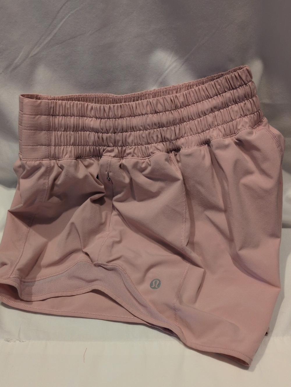 Lululemon athletica Dusty Pink Women's Athletic Shorts, EUC, LIKE NEW